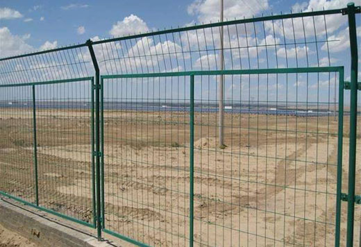 公路護欄網(wǎng)